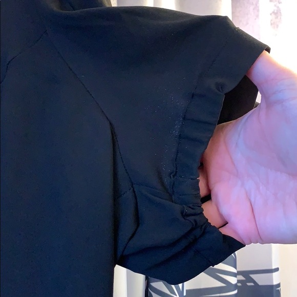 Forever 21+ Babydoll Bow Sleeve Zip-Up Back Blouse - Picture 5 of 5